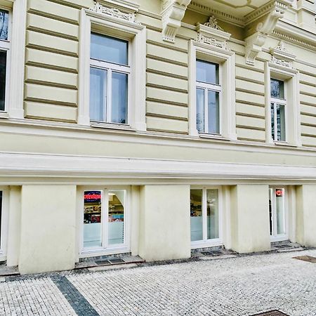 New Design & Style Apartments 50M From Wenceslas Square Praag Buitenkant foto