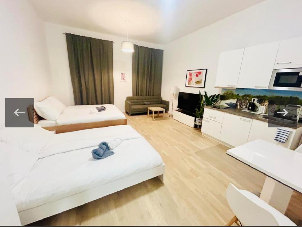 New Design & Style Apartments 50M From Wenceslas Square Praag Buitenkant foto