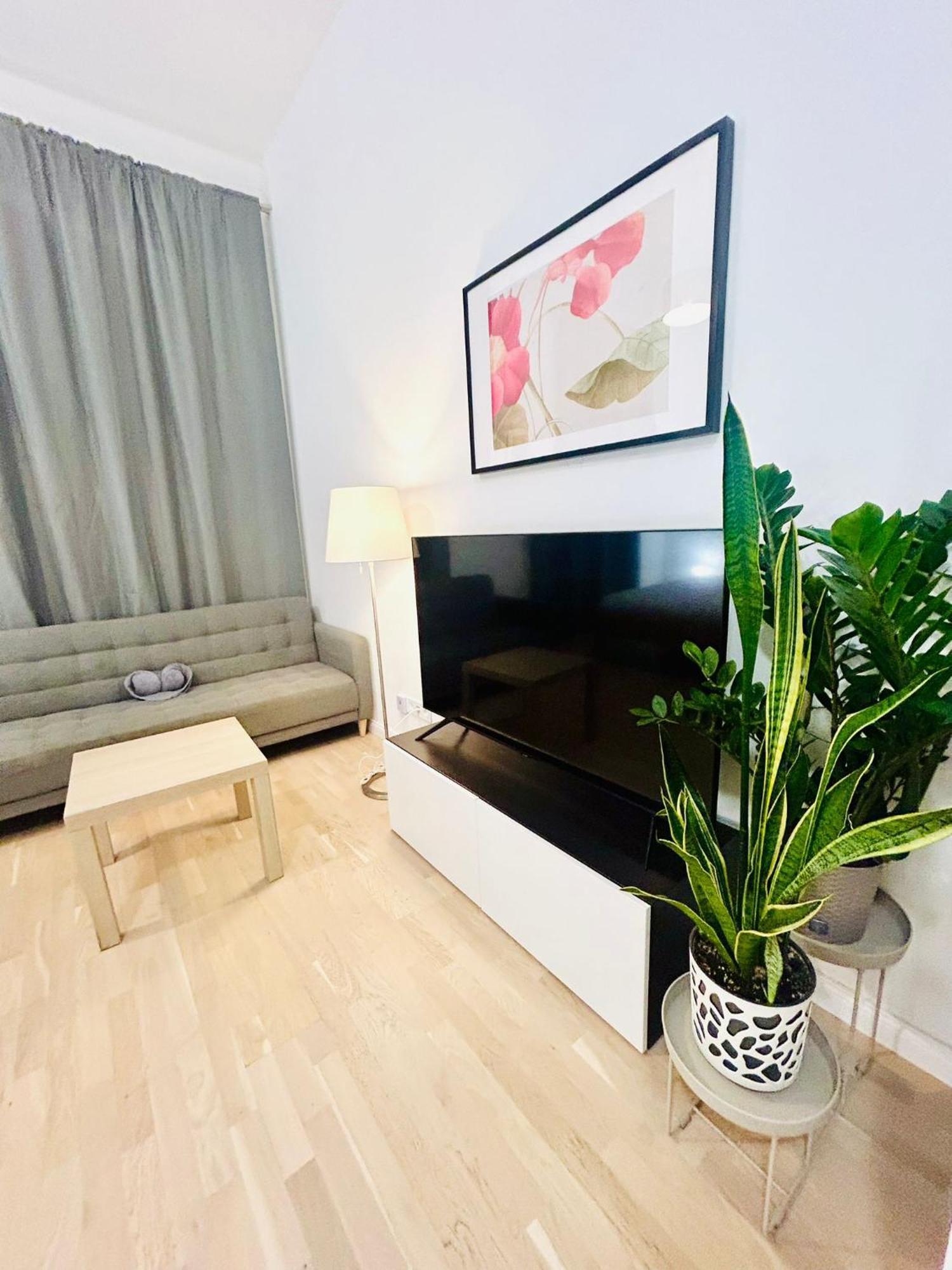 New Design & Style Apartments 50M From Wenceslas Square Praag Buitenkant foto