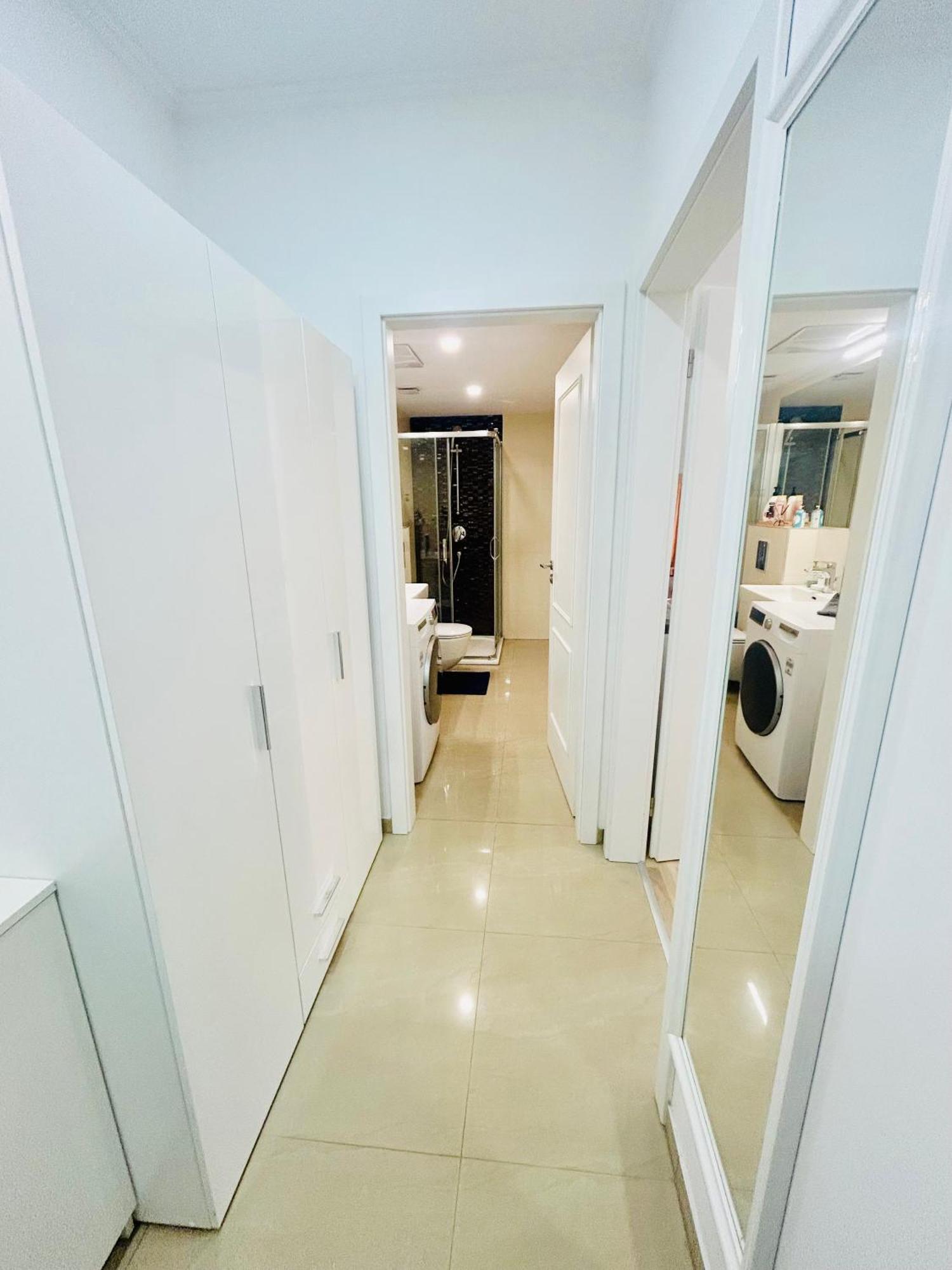 New Design & Style Apartments 50M From Wenceslas Square Praag Buitenkant foto